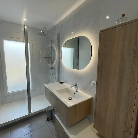 Elegant Avec Vue Sur L'ocean דירה *